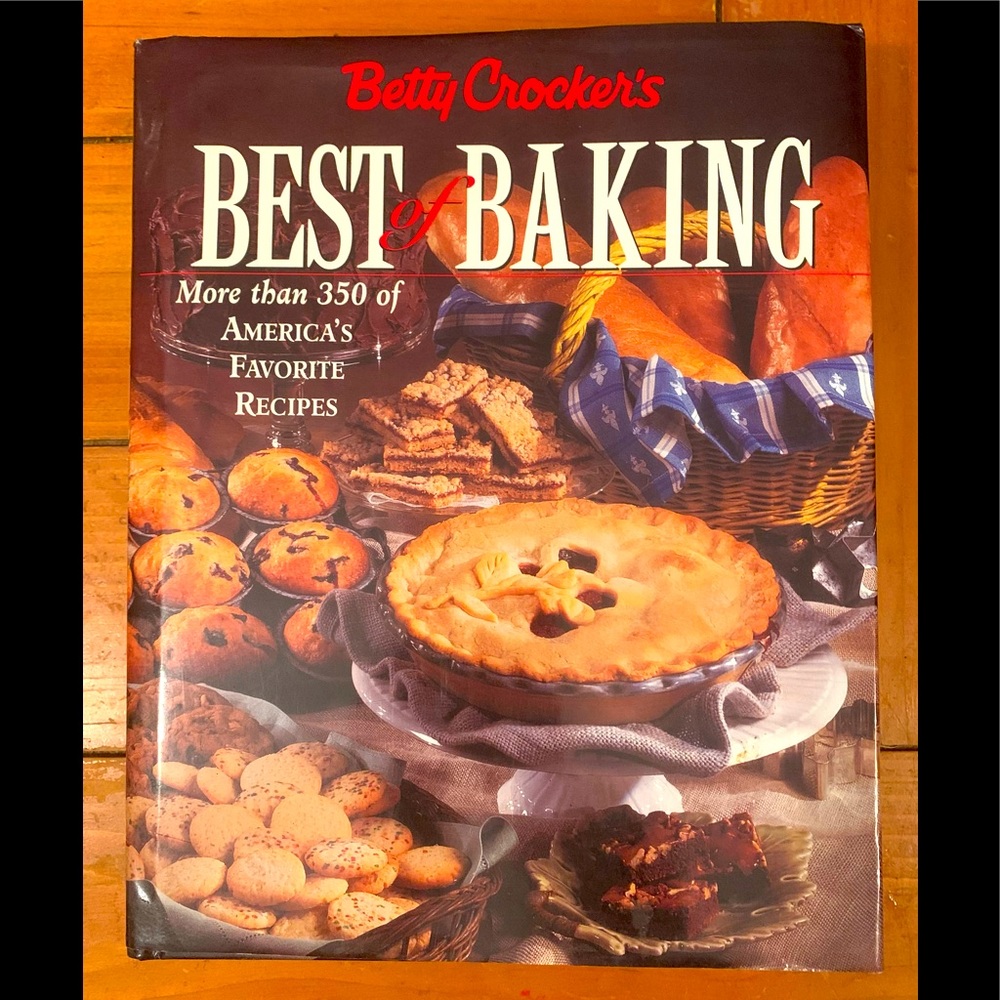 Betty Crocker’s Best of Baking Cookbook (Hardcover)